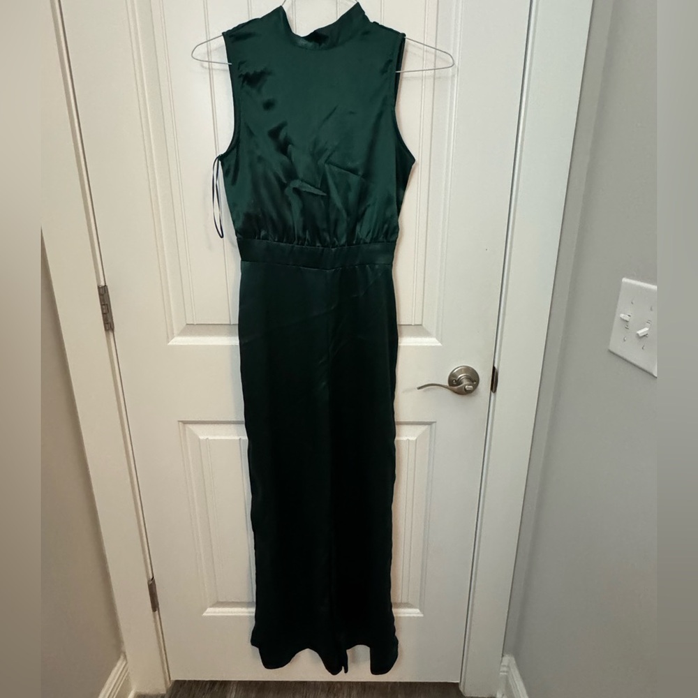 Elegant Green Sleeveless jumper. Women’s XS